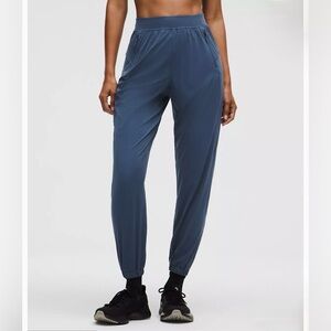 NWT lululemon Adapted State HR Jogger Sleek Size 6 New